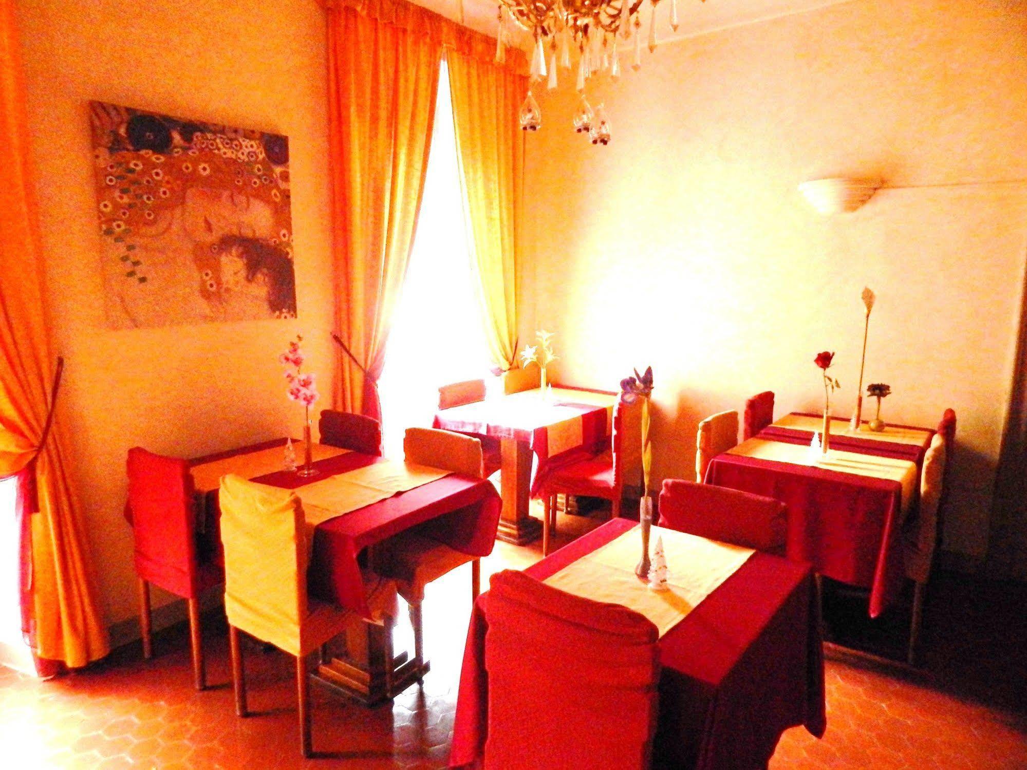 Glicine Hotel