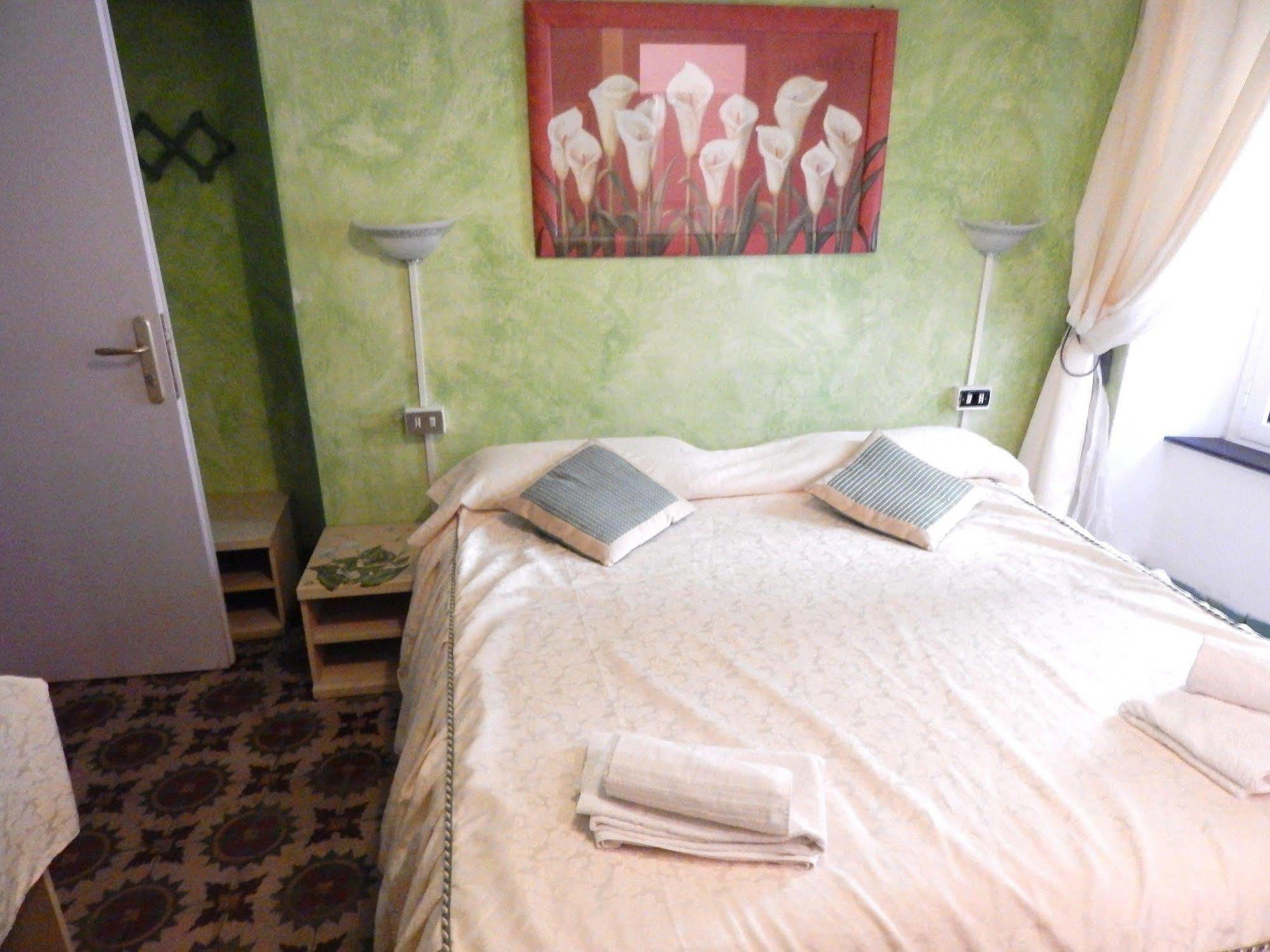 Glicine Hotel Noli